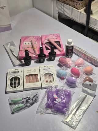 Lote Belleza: Uñas, Pelo, pestañas...