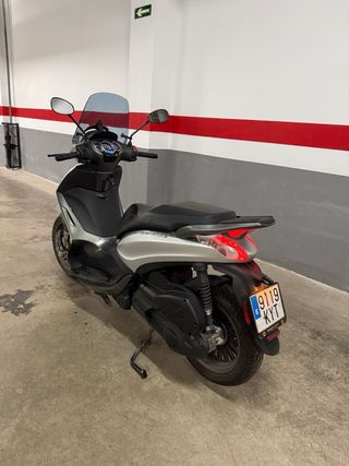 Piaggio Beverly 300 ABS-ESR Plata