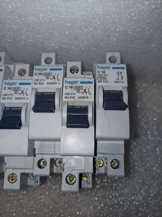 Interruptores HAGER DPN (11 unidades)11-DPN HAGER