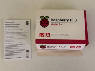 Caja Raspberry Pi Model B + Placa D1