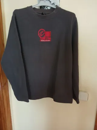 Jersey hombre marrón y gris