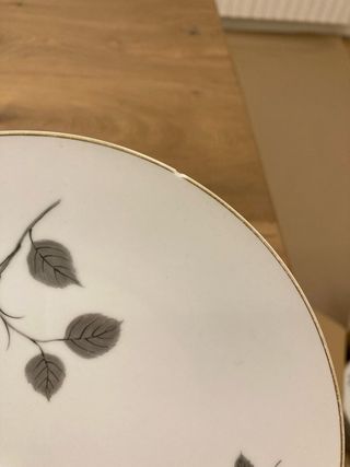 Set piatti Schonwald bordo oro