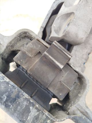 Tacos de motor Seat Leon FR MK2