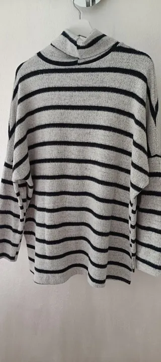 Jersey cuello alto rayas