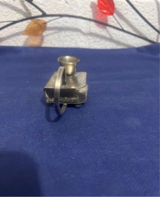 Palmatoria y hueco para cerillas