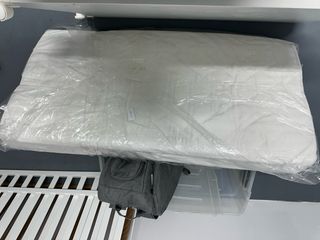 Cuna blanca con diseño de conejo  Incluye colchon