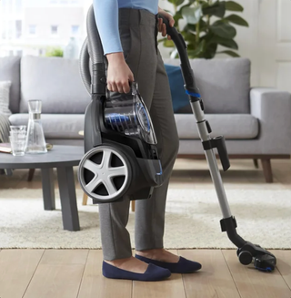 Aspiradora Philips PowerPro Compact FC9331/09