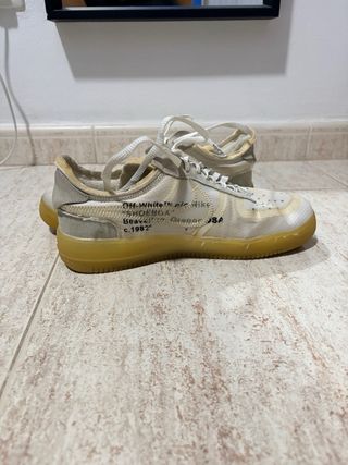 Nike Air Force 1 Negras y Nike Air Force offwhite