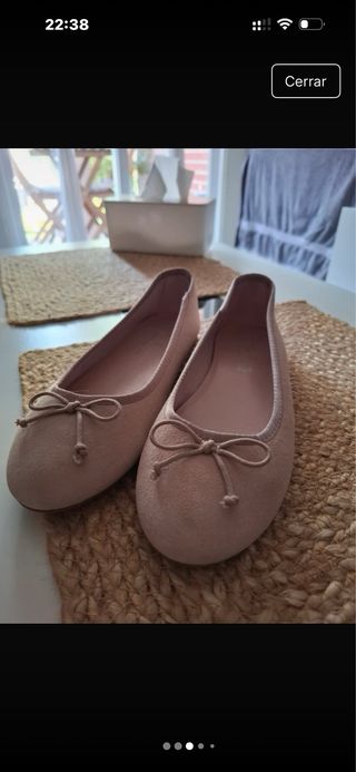 Bailarinas ante rosa