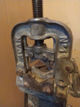 Tornillo de fontanero ACAR N°1tornillo banco fonta