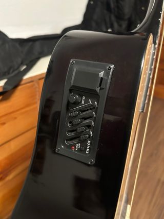 Guitarra electroacústica Memphis+funda+capostraste