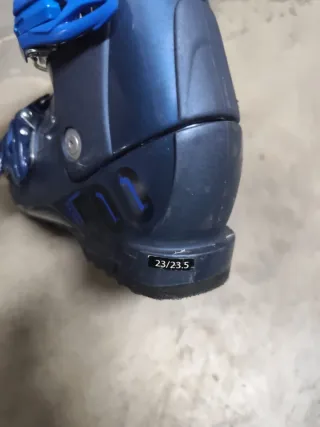 Botas de esquí azules