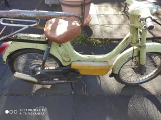 Lote motos: Vespino y Cross