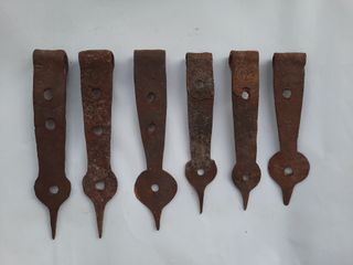6 bisagras antiguas de forja entre 14,5 y 17 cm
