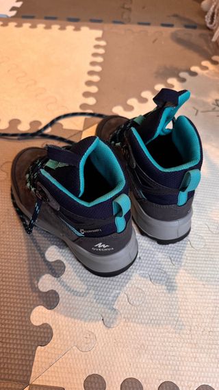 Botas montaña niño Talla 28