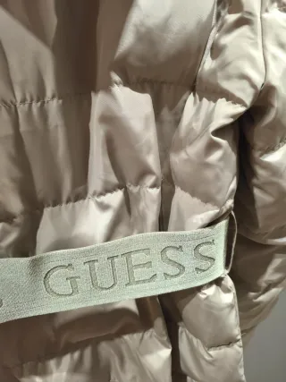 Abrigo Guess Beige con Cinturón Talla L