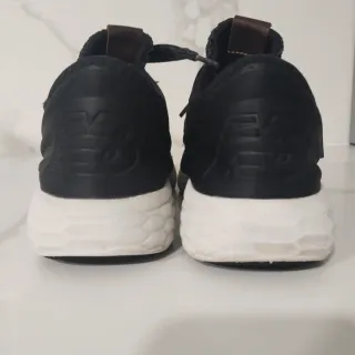 Zapatillas deportivas hombre negras y blancas