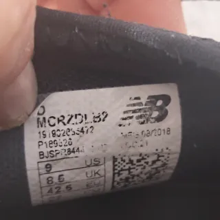 Zapatillas deportivas hombre negras y blancas