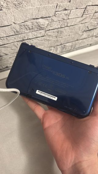 Nuovo Nintendo 3DS XL Blu Marina + Caricatore