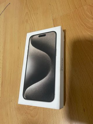 Caja iPhone 15 Pro Max
