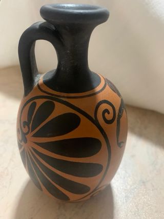 Piccolo vaso decorativo in stile greco antico