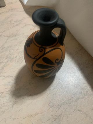 Piccolo vaso decorativo in stile greco antico