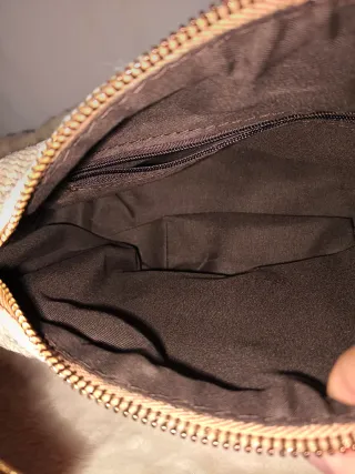 Bolso beige y marrón tejido