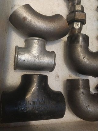 Piezas de hierro agua