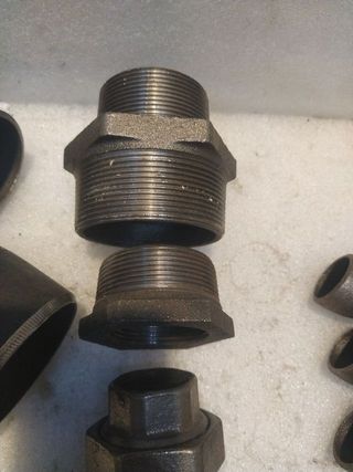 Piezas de hierro agua