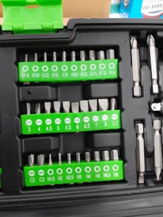 Set de Herramientas T-LOVENDO 130 Piezas