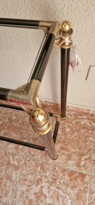 Mesa de entrada hierro y cristal