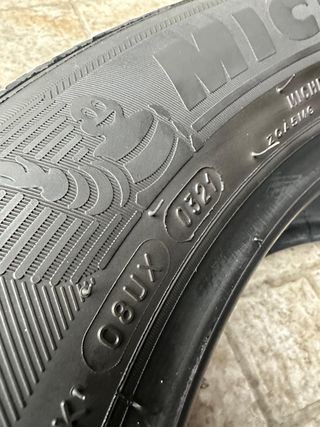 Neumáticos 225/55 R17 MIHCELIN