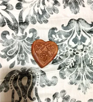 Caja Corazón Madera Tallada Marroquí artesanal