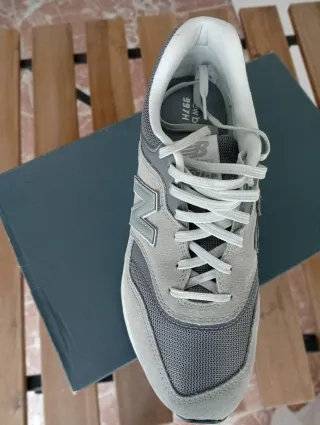 New Balance 997 Gris Talla 42