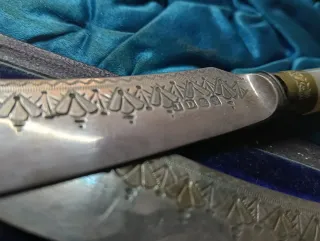 Antiguo cortapapeles de plata con nácar