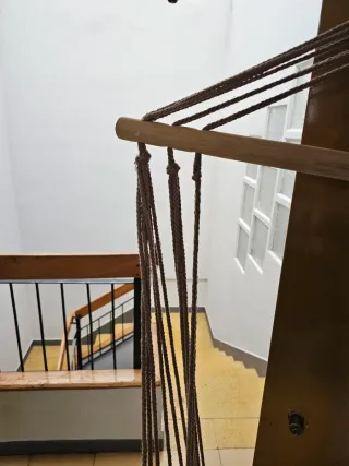 Hamaca colgante de tela y yute