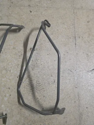 Herrajes Alforjas Honda Hornet