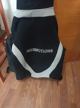 Sudadera Noemotions Negra y Gris