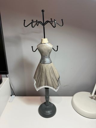 Organizador de Joyas Maniquí Vestido Gris Plata