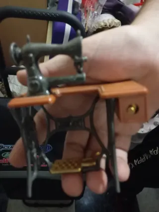 Máquina de coser decorativa