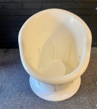 Butaca blanca y negra