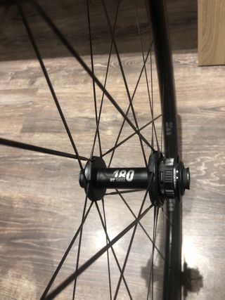 Llantas DT SWISS ERC 1100 35 carbono para disco