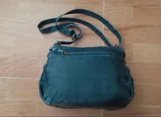 Bolso amplio muy completo Color demin vaquero NEW!