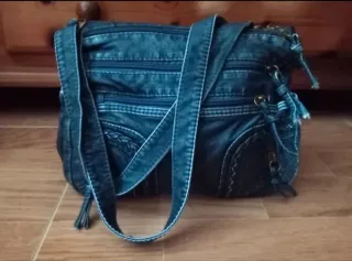Bolso amplio muy completo Color demin vaquero NEW!