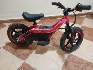 Bicicleta Eléctrica Rosa