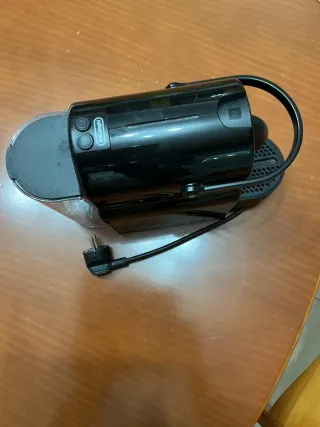 Cafetera Nespresso DeLonghi Negra