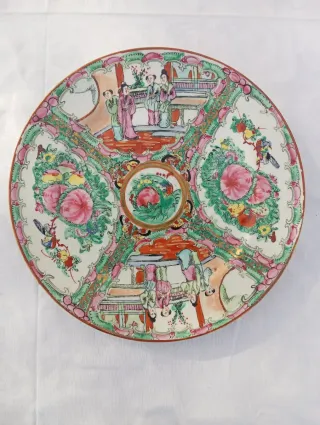 Piatti in porcellana cinese vintage di Hong Kong decorativi