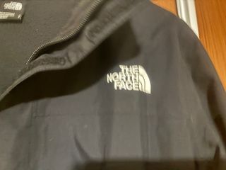 Abrigo The North Face Negro con forro polar