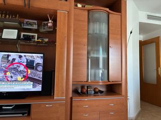 Salón comedor: mesa, 6 sillas y mesa  extensible