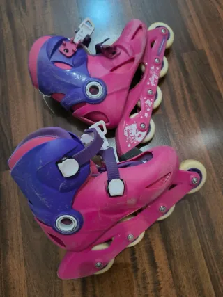 Patines en línea rosa (32-34) + accesorios